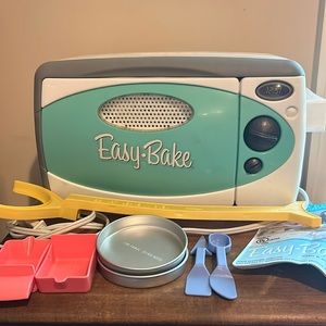 Easy Bake oven
